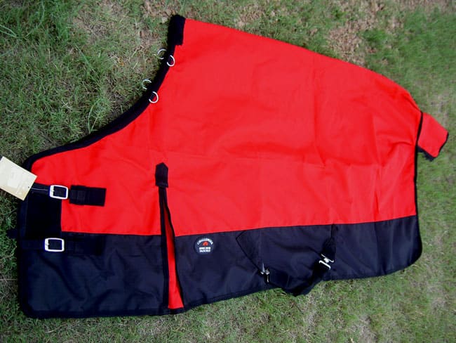 1200D Turnout Waterproof Rain Horse Sheet Light Winter Blanket0g No Fill Solids Surcingles